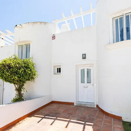 Faro's Modern Townhouse - Sea View In Marbella