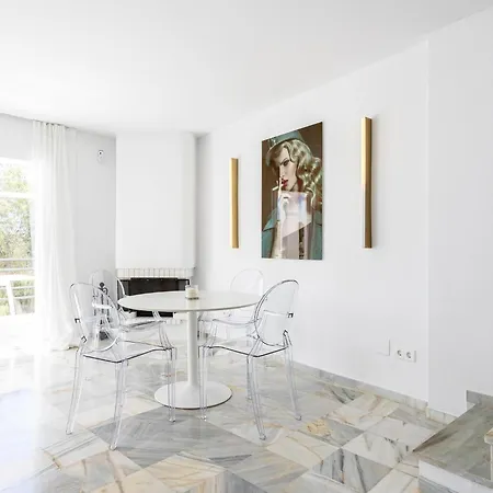 Faro's Modern Townhouse - Sea View In